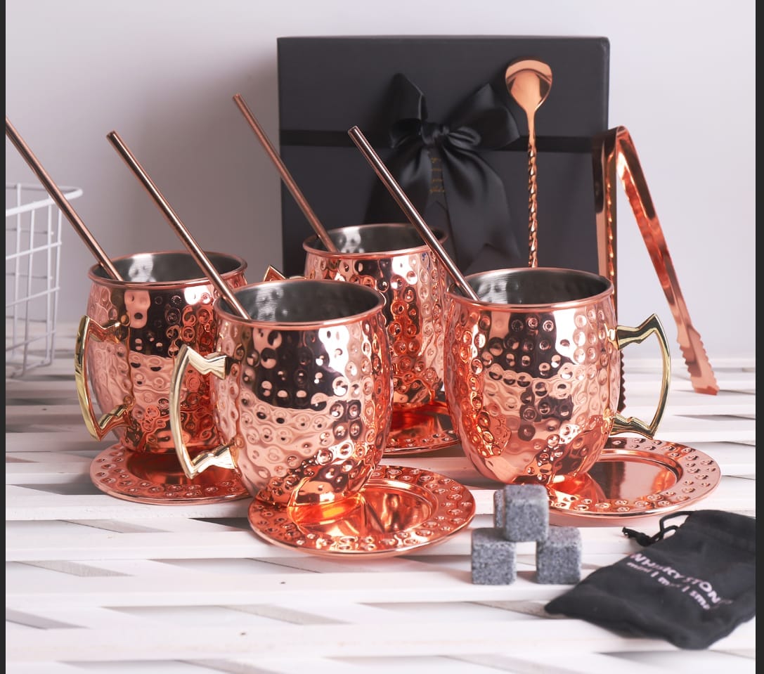 Gift Set of 4 Moscow Mule Cups with straws and cleaner