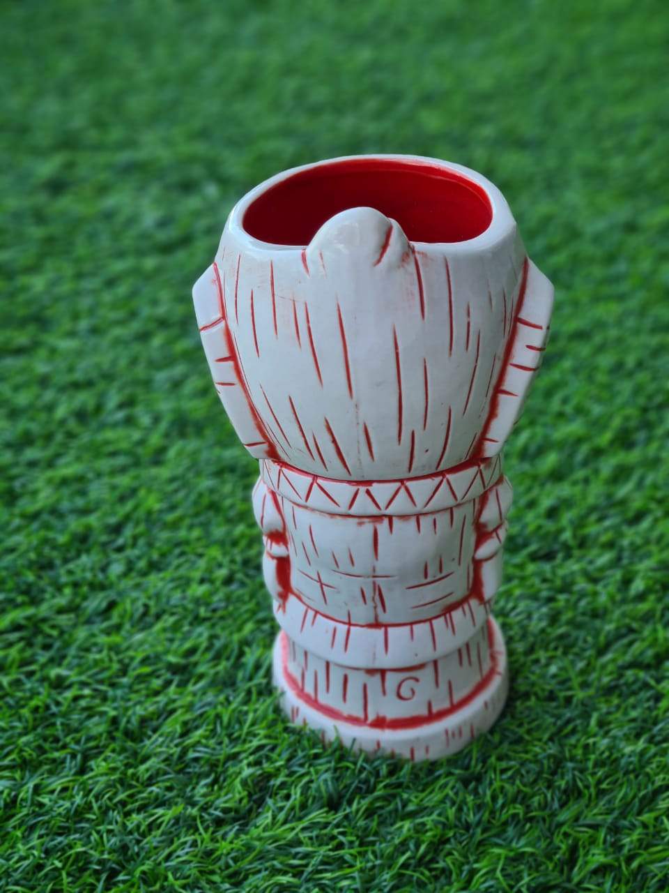 Red & White Tiki